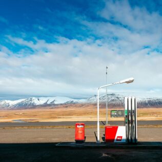 Finding The Cheapest Gas On The Ring Road In Iceland (2026 Guide)