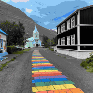 10 Iceland Towns That Look Like a Postcard (And How to Get There)